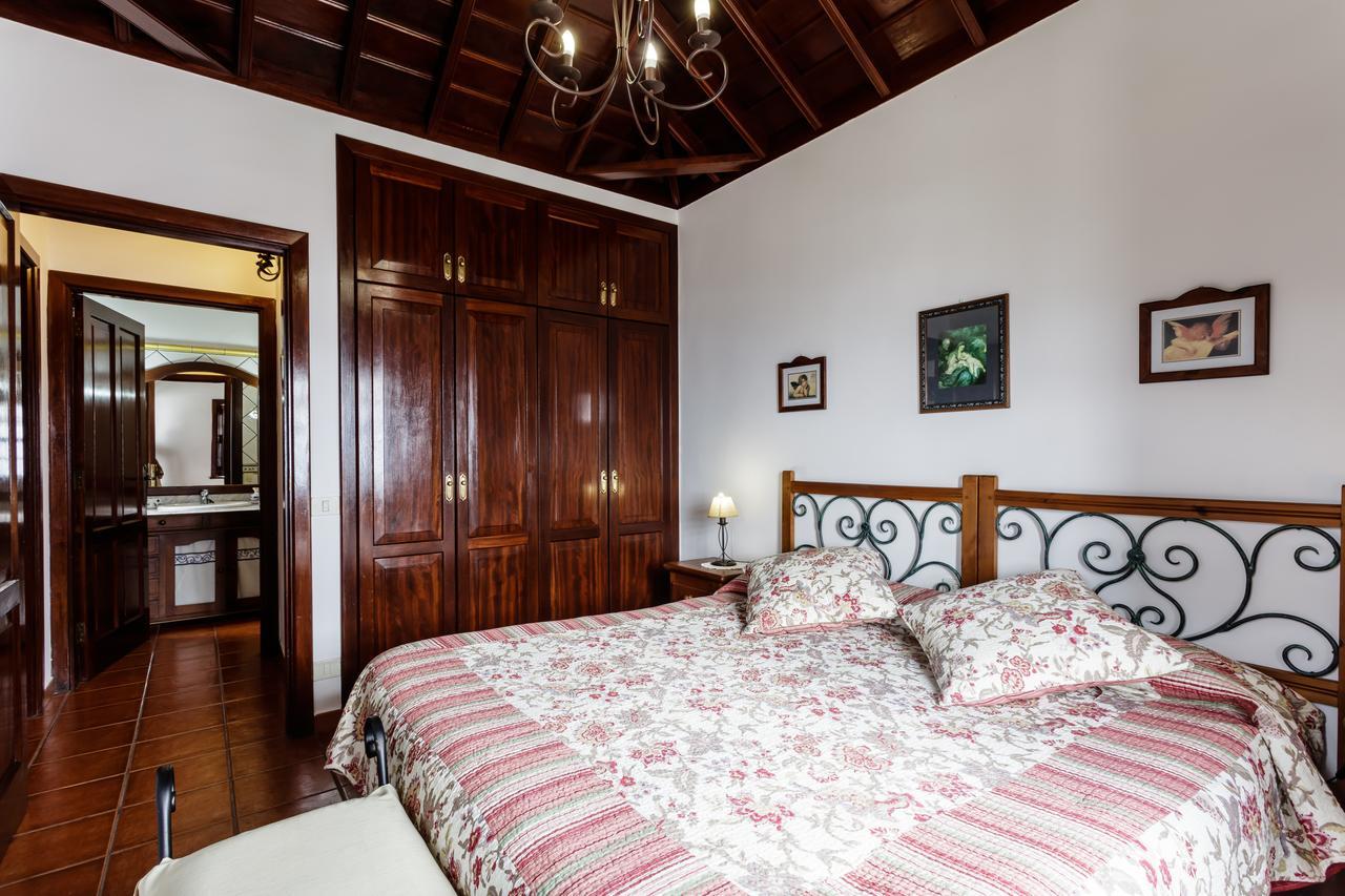 Tomasin Villa Puntallana Luaran gambar